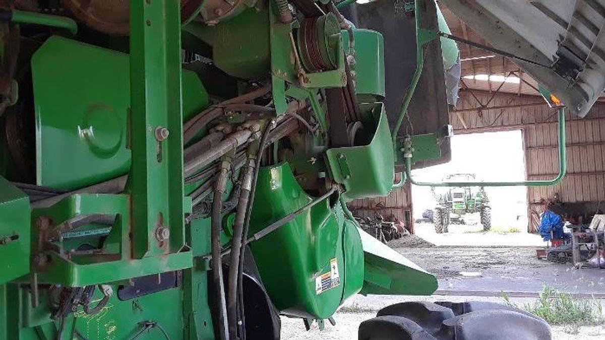 Used 2010 JOHN DEERE 9770 STS