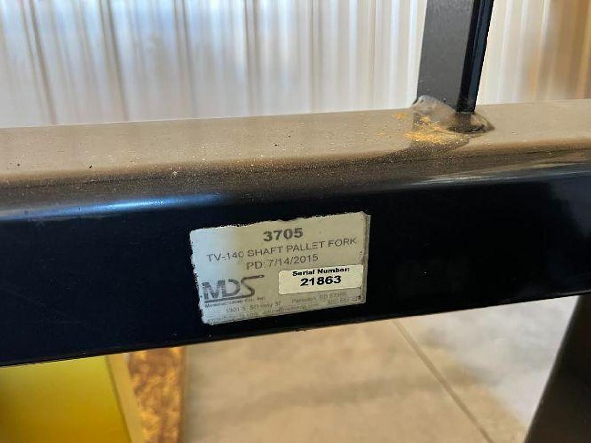 Used 1999 NEW HOLLAND TV140