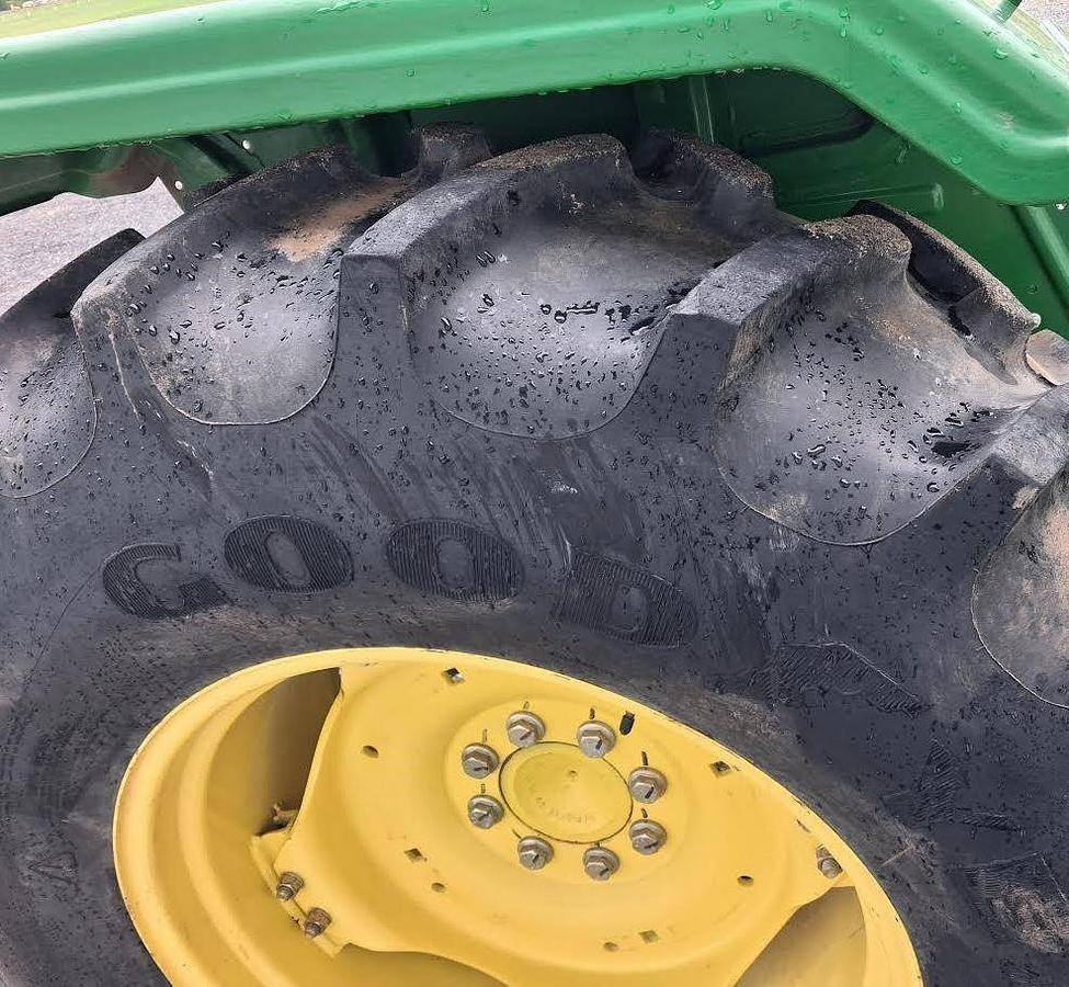 Used 2013 John Deere 5065E