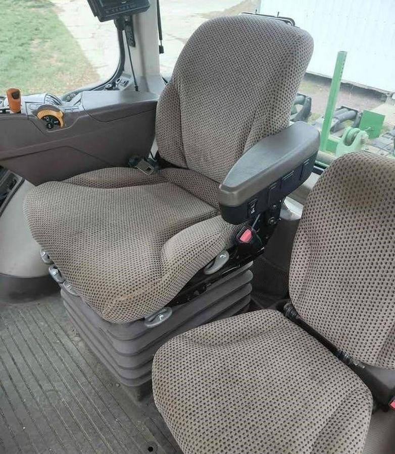 Used 2015 JOHN DEERE 9520RT Tractor