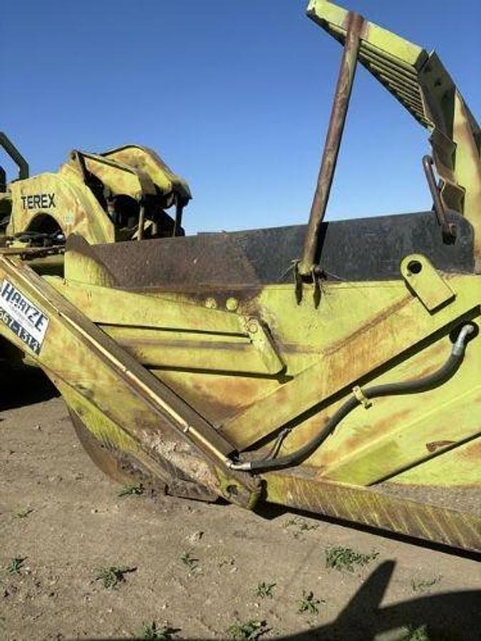 Used 1990 TEREX 14 Scraper