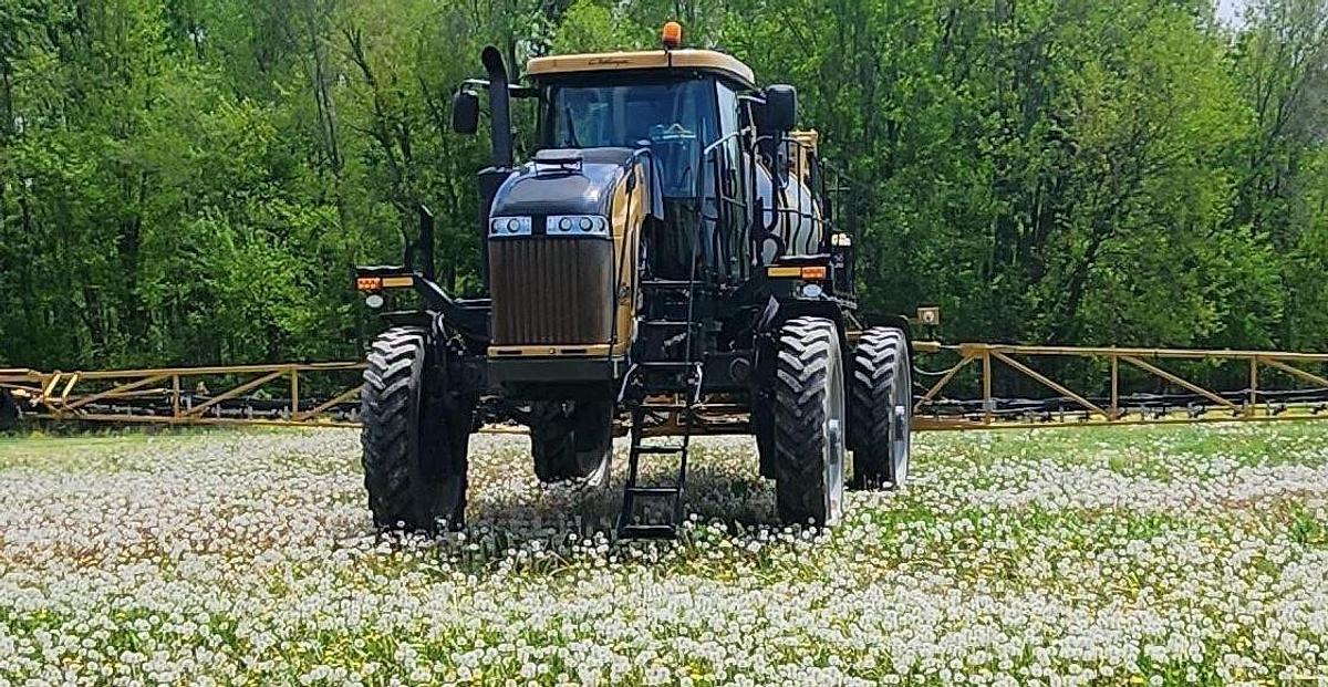 Used 2018 Rogator RG1300C