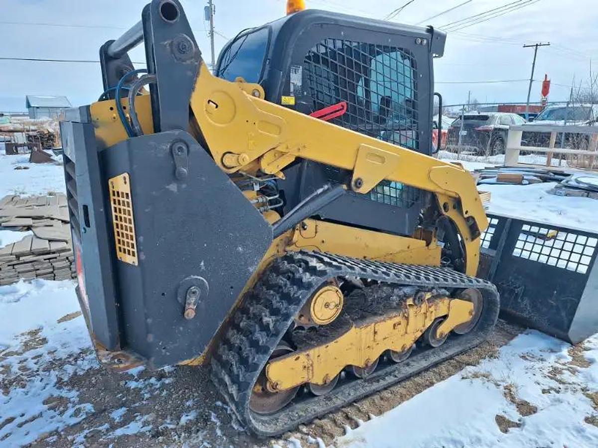 Used 2018 Caterpillar 259D