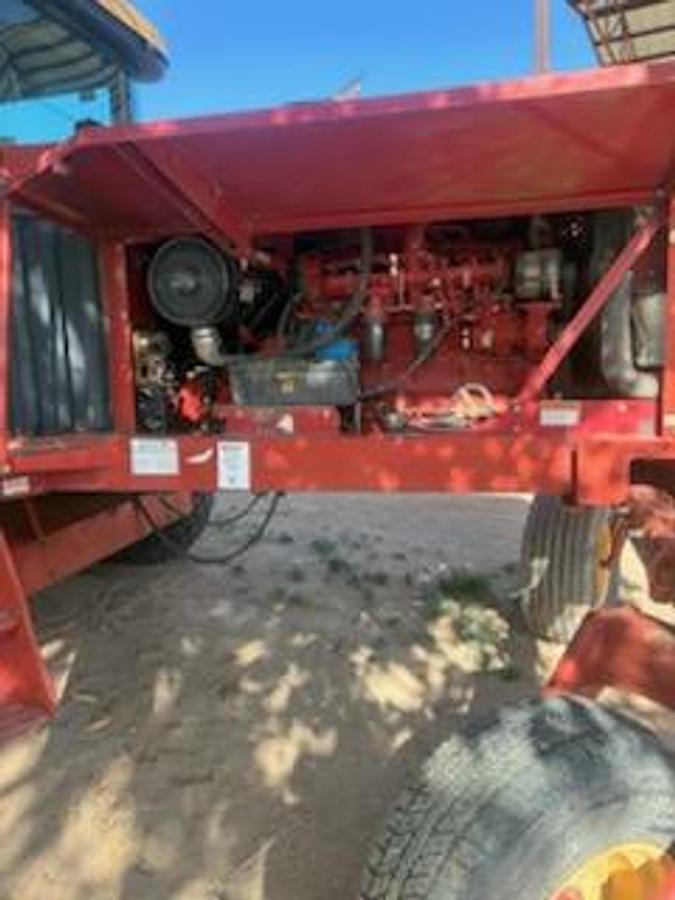 Used 2006 New Holland Hw340 Swather