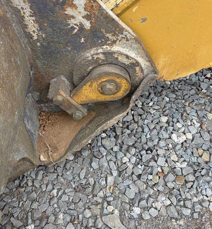 Used 2011 CATERPILLAR 988H Wheel Loader