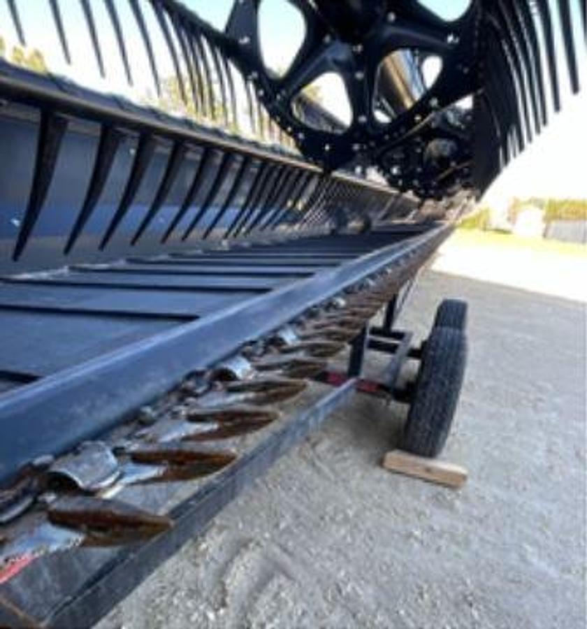 Used 2019 MacDon FD140 Flex Draper