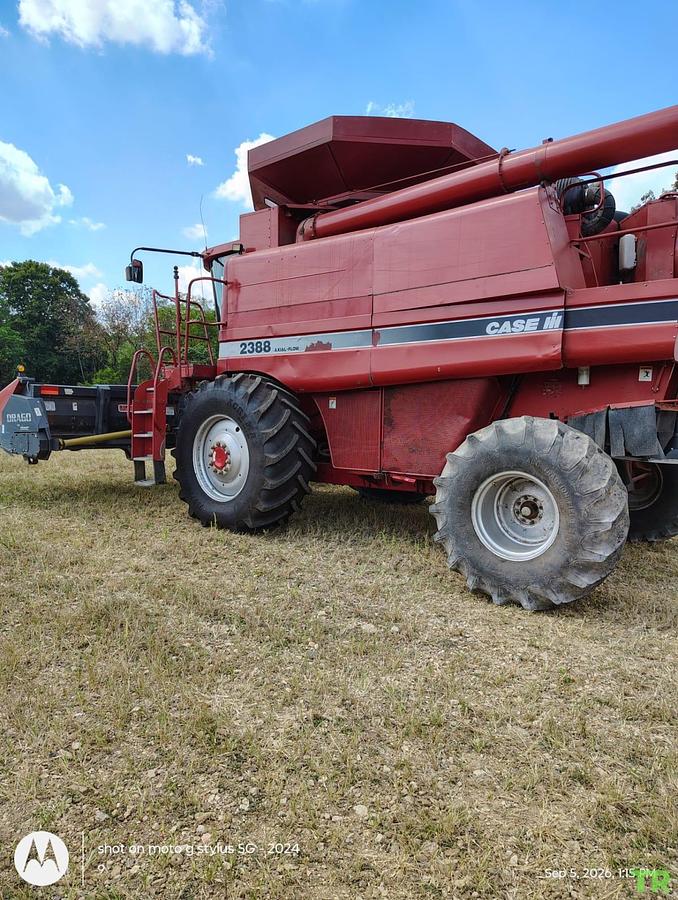 Used 1999 Case IH 2388 Combine W/ Late Model 1020 25 ft Grain Head