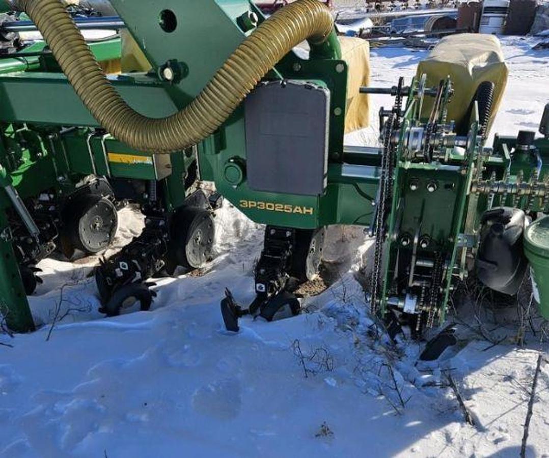 Used 2016 Great Plains 3P3025AH