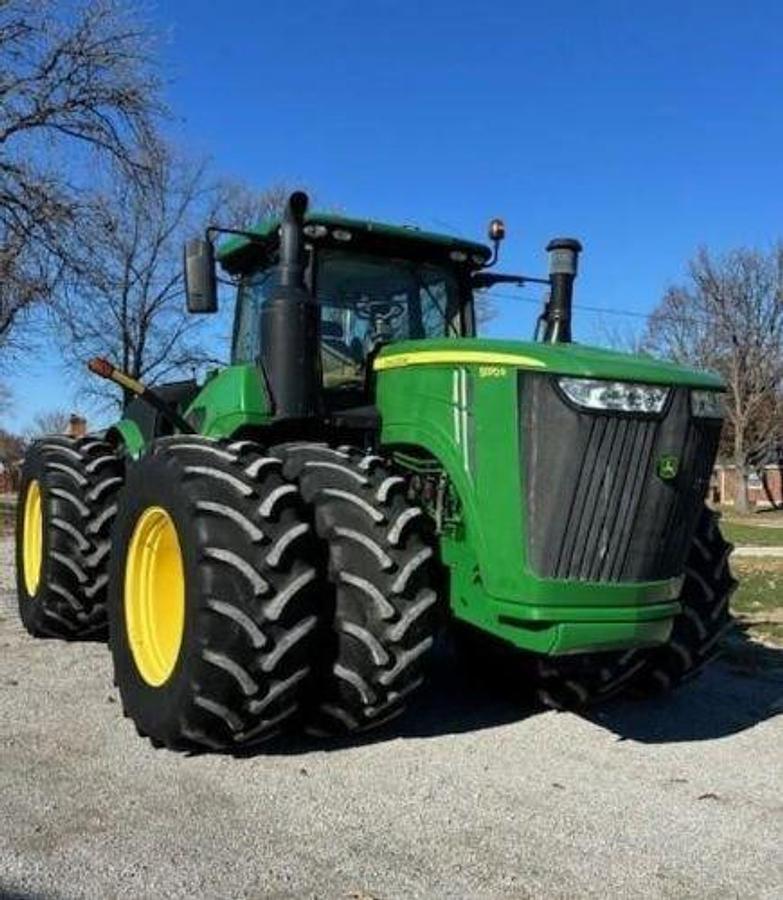 Used 2017 JOHN DEERE 9370R
