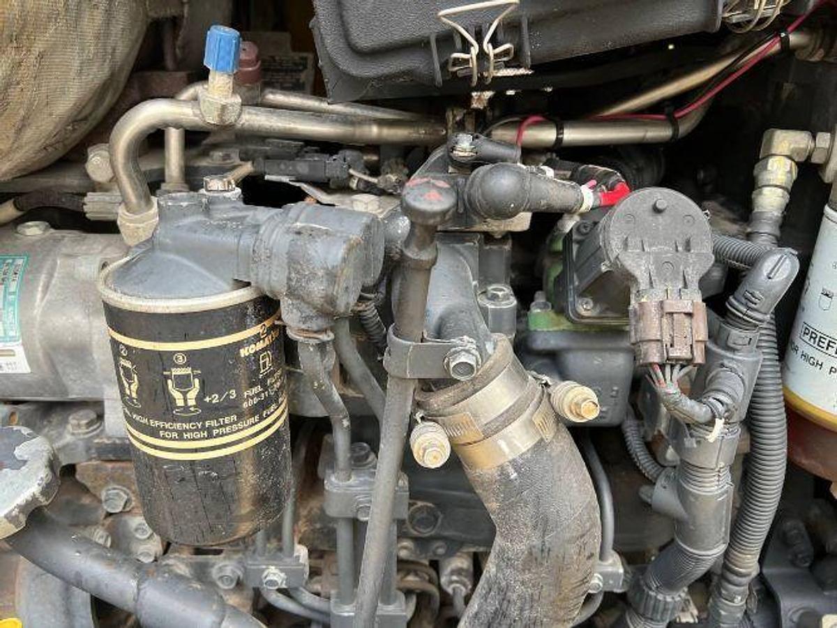 Used 2015 Komatsu D39PX-23