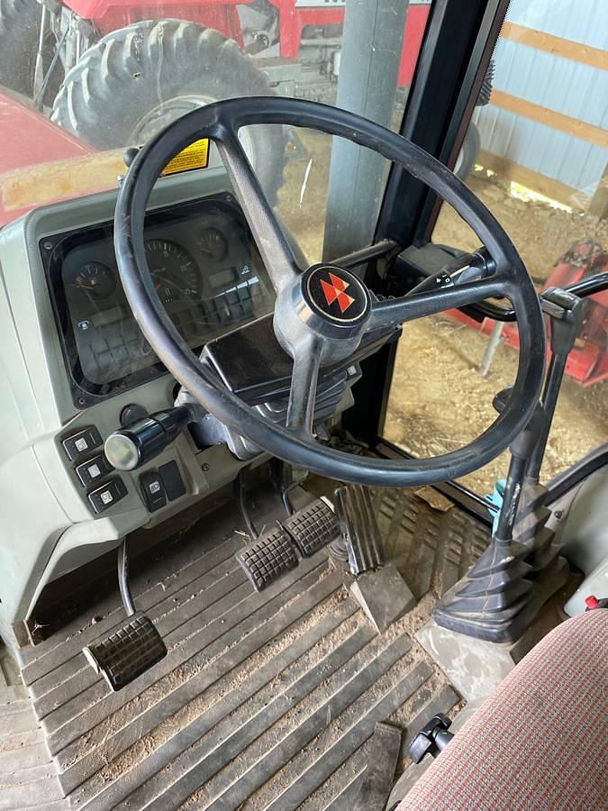 Used 1996 Massey Ferguson  8160