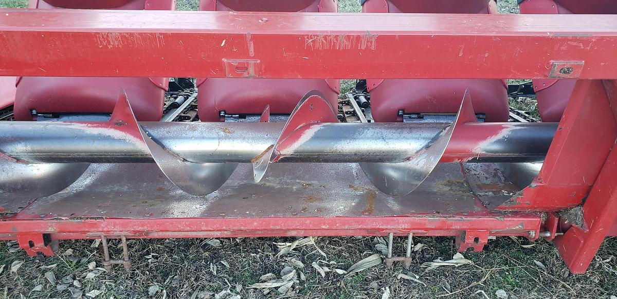 Used 2007 CASE IH 2208 Corn Head