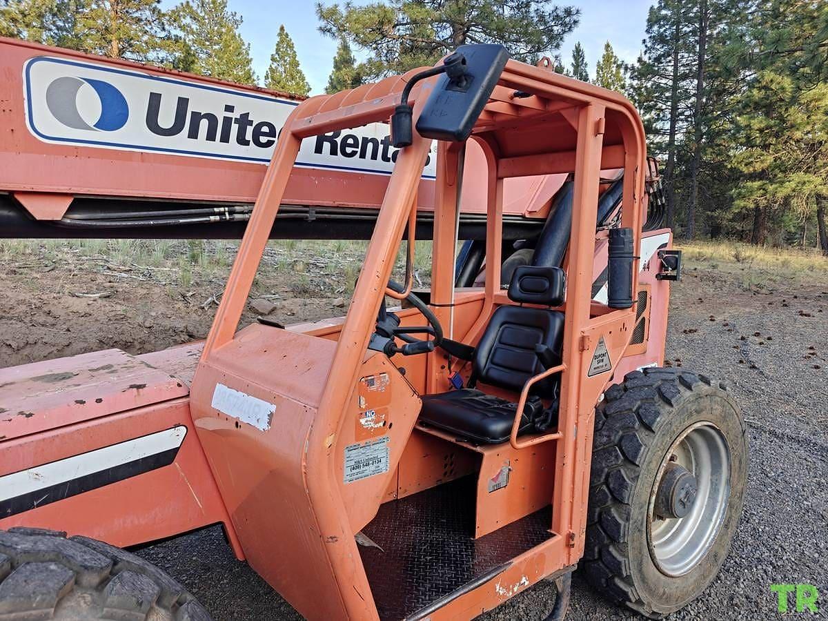 Used 2011 JLG SkyTrak 8042 Telehandler • Cummins Turbo Diesel • 4WD • 5,870 Hours