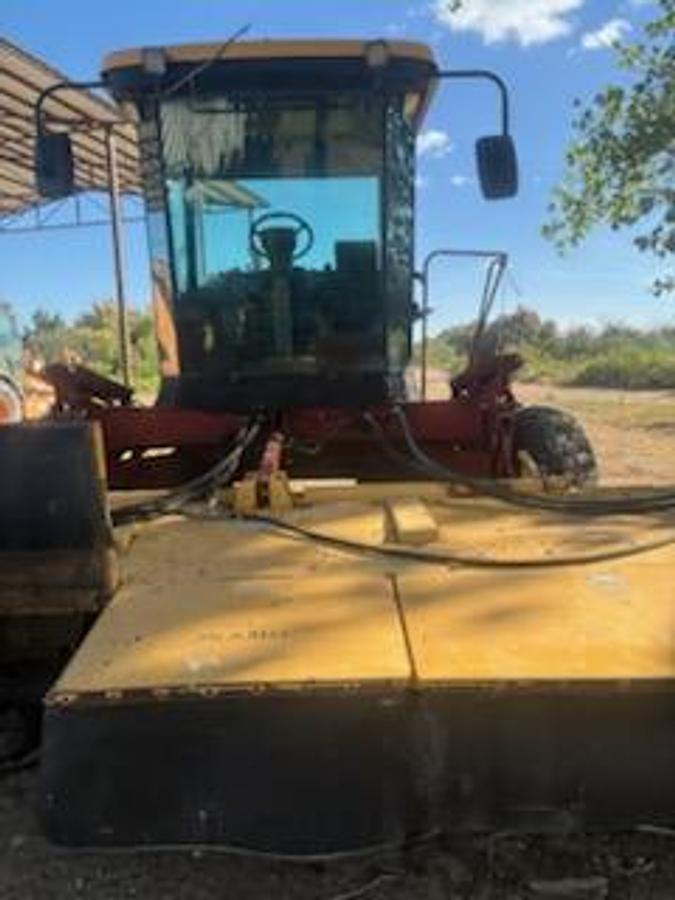 Used 2006 New Holland Hw340 Swather