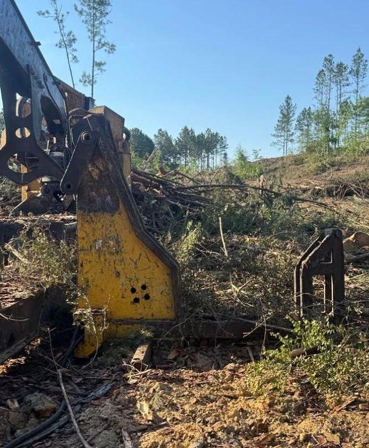 Used 2022 Weiler K560 Trailer-Mounted Log Loader