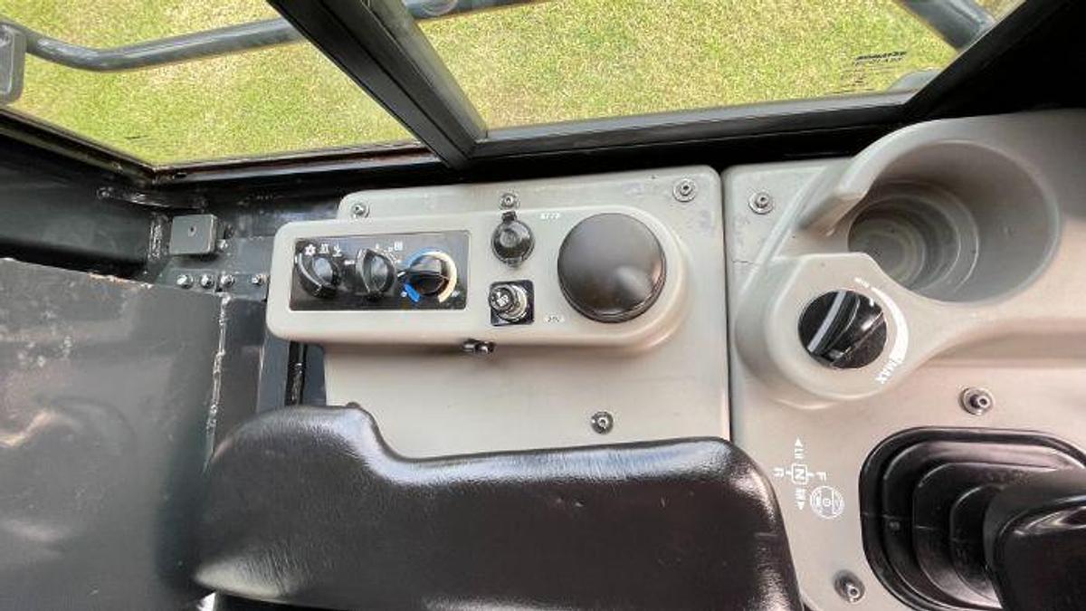 Used 2019 KOMATSU D51PXI 24 Dozer