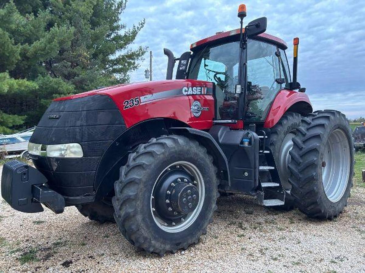 Used 2013 Case IH Magnum 235 Tractor