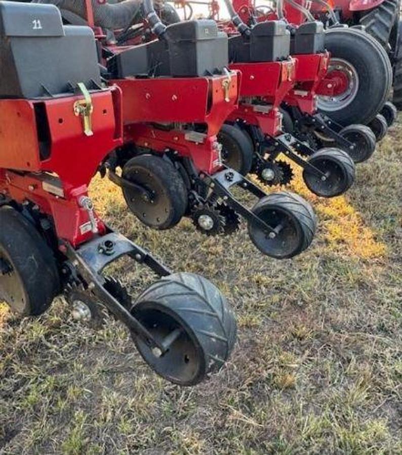 Used 2013 CASE IH 1250 Planter