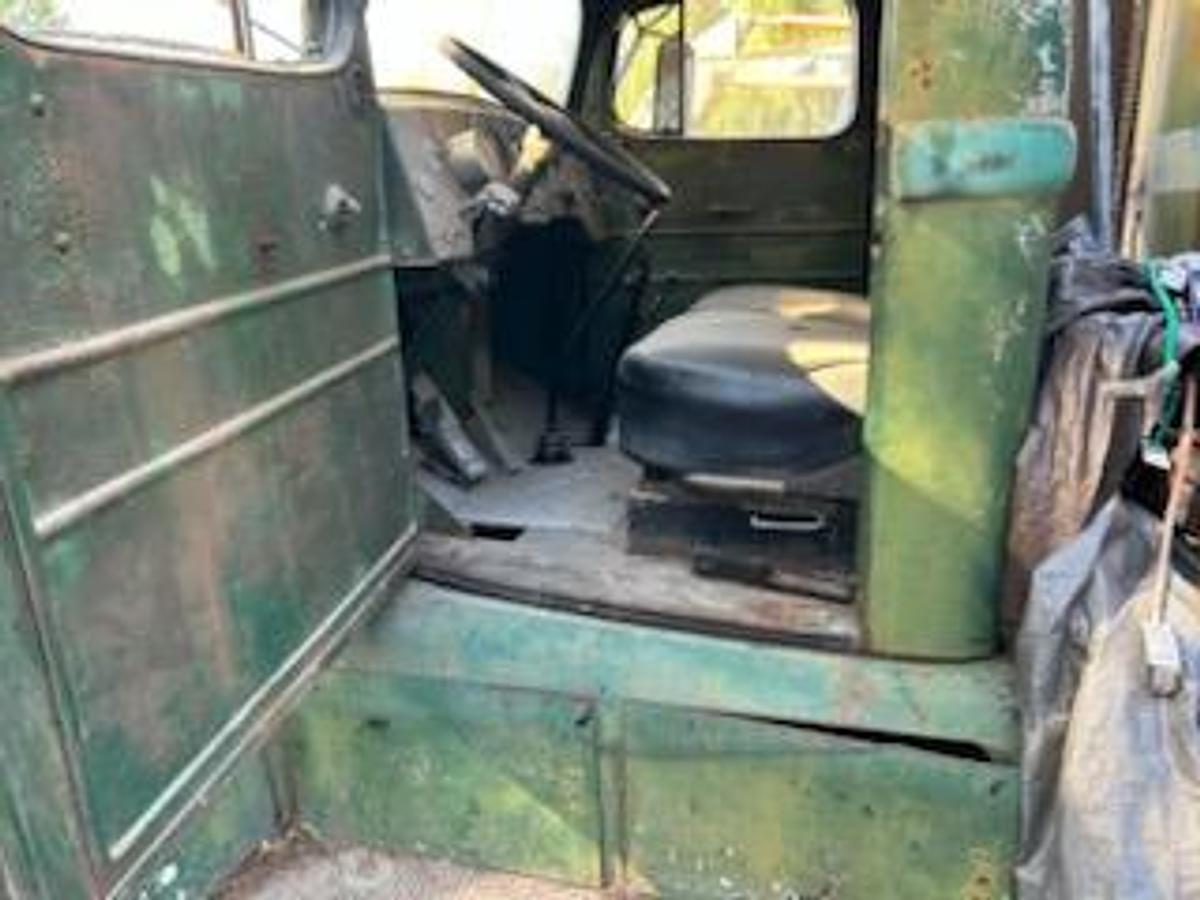 Used 1953 White Vintage Water Truck