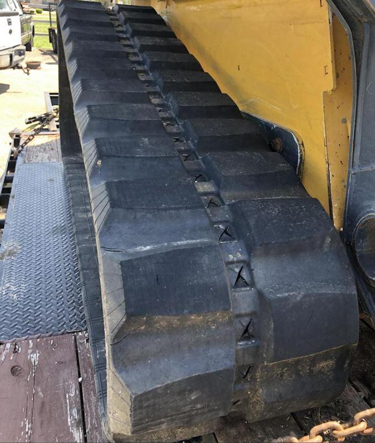 Used 2023 John Deere 331G