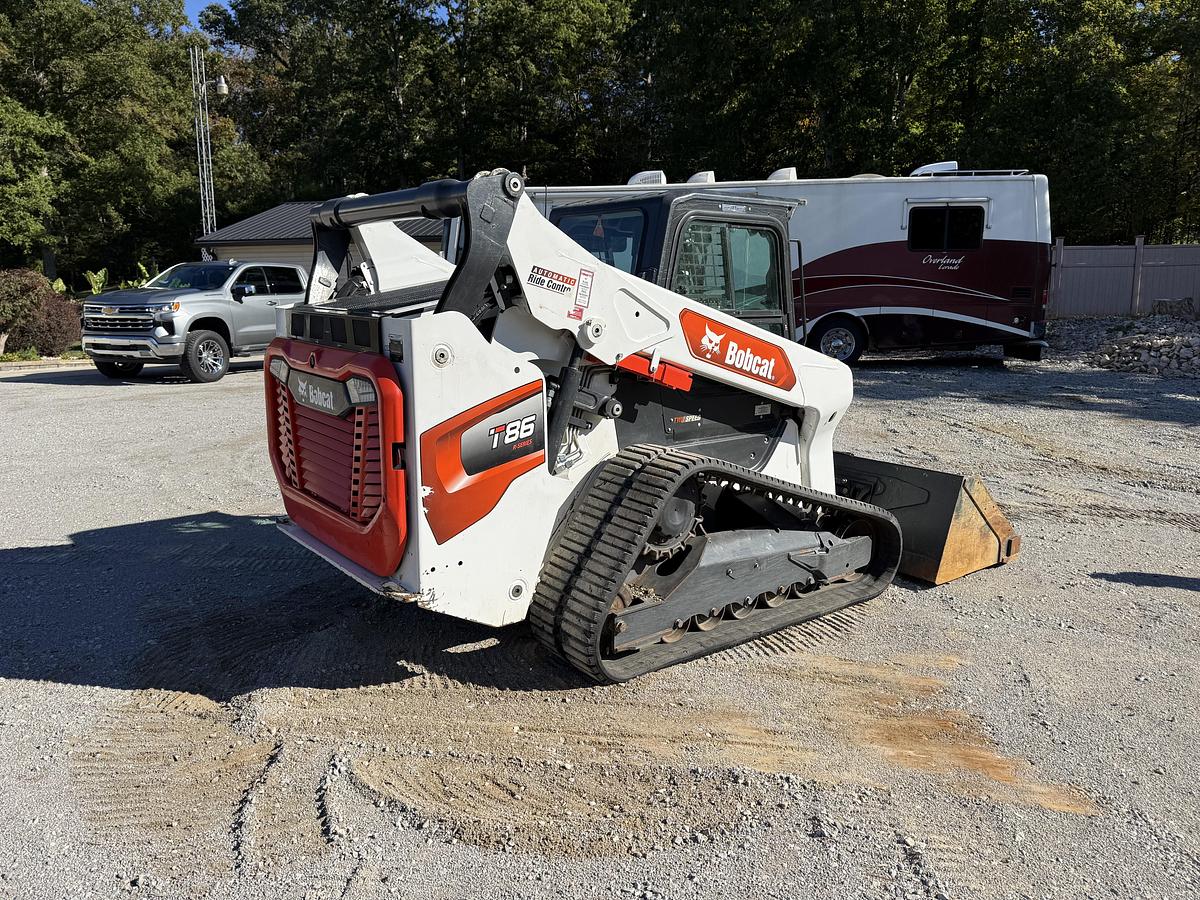 Used 2024 BOBCAT T86 Track Loader