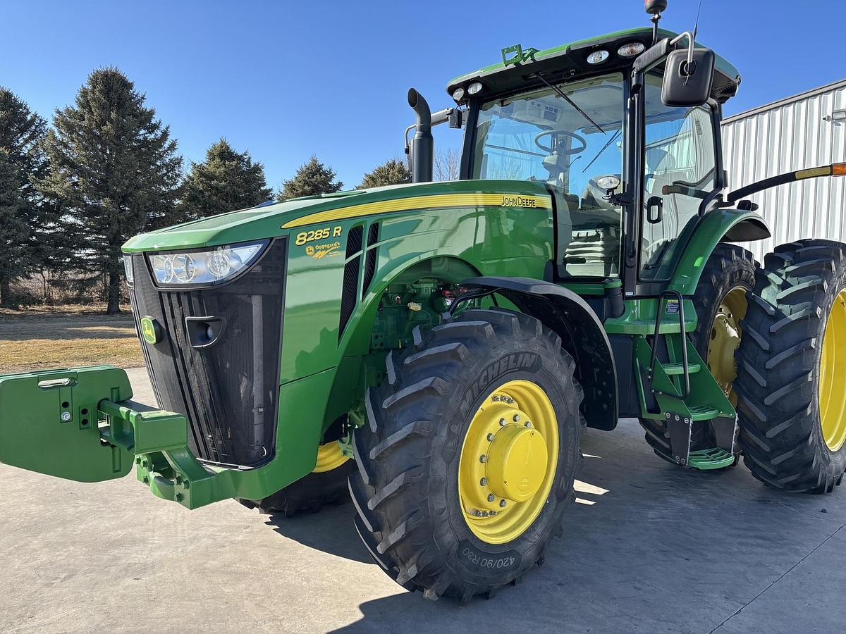Used 2013 John Deere 8285R