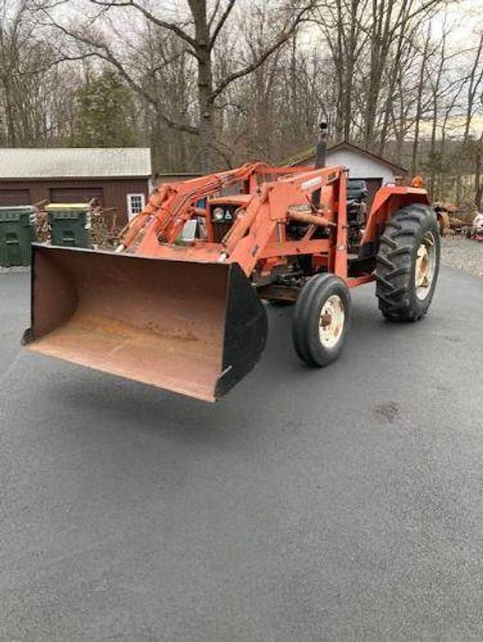 Used 1984 Allis Chalmers Tractor
