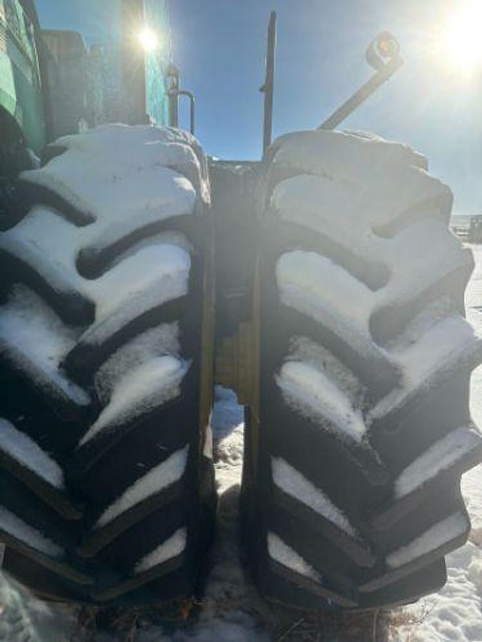 Used 2004 JOHN DEERE 9420