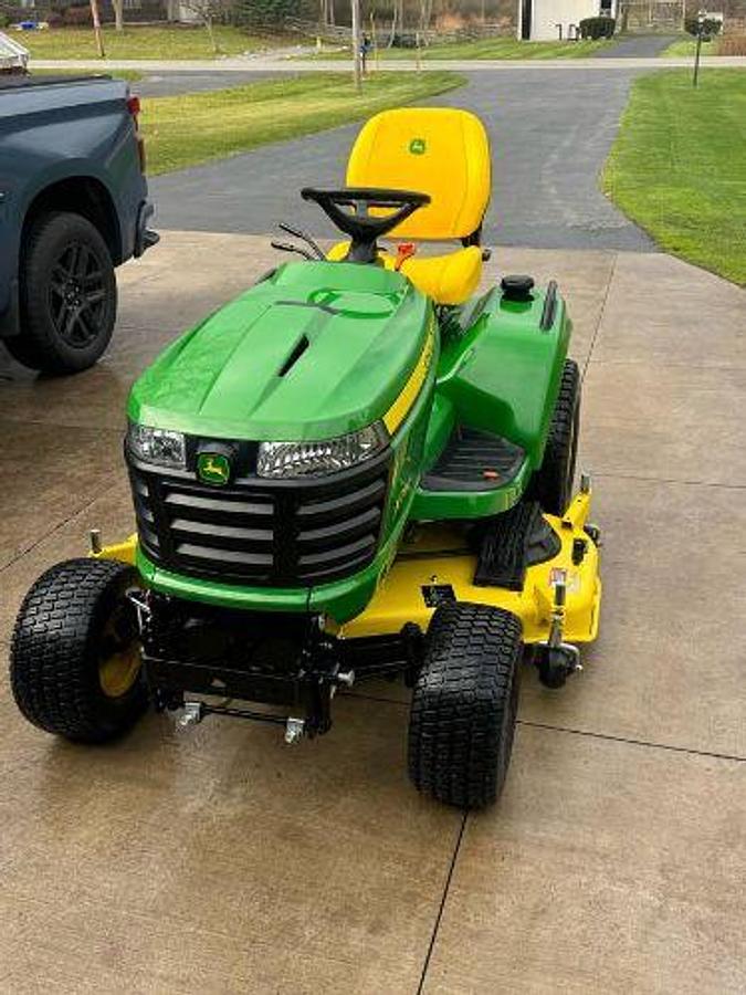 Used 2023 JOHN DEERE X730