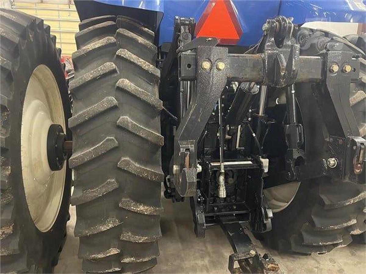 Used 2018 NEW HOLLAND T8.350
