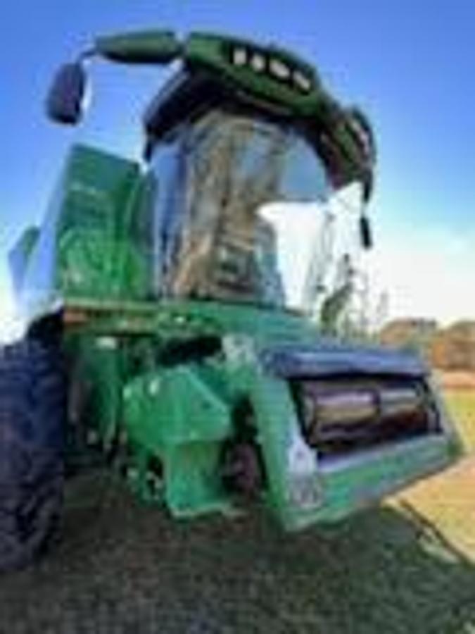 Used 2014 John Deere S670 Combine