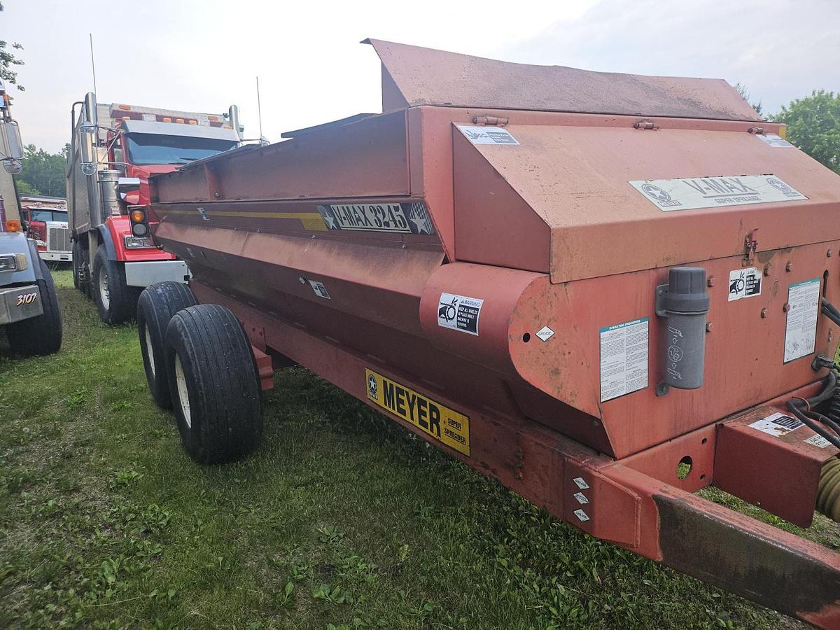 Used Meyer V-Max 3245 Manure Spreader