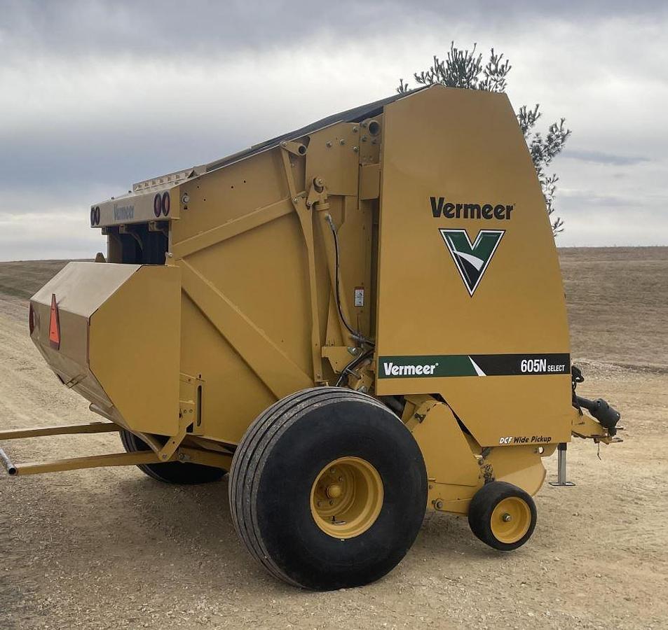 Used 2016 VERMEER 605N