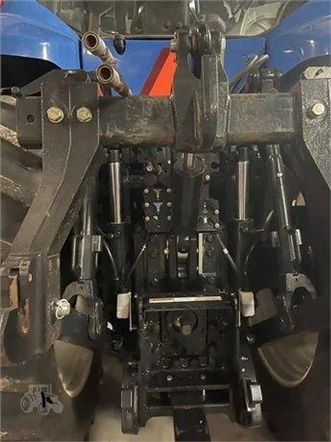 Used 2018 NEW HOLLAND T8.350