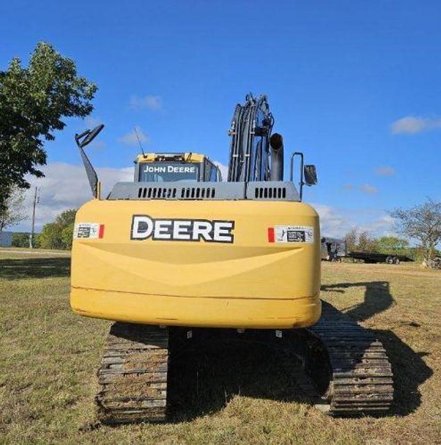 Used 2014 JOHN DEERE 180G LC
