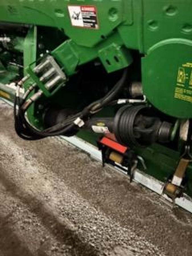 Used 2020 JOHN DEERE 735FD 35' HydraFlex Draper