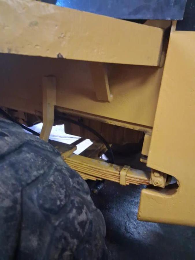 Used 2000 Caterpillar R80