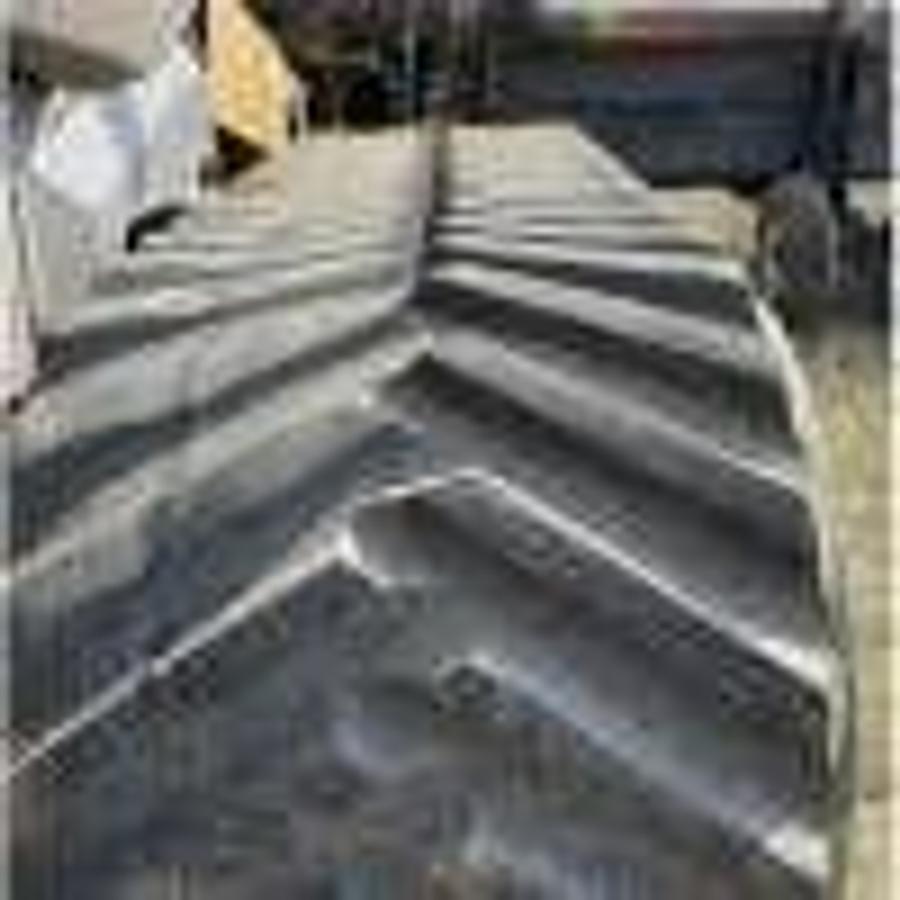 Used 2017 CLAAS LEXION T80TT