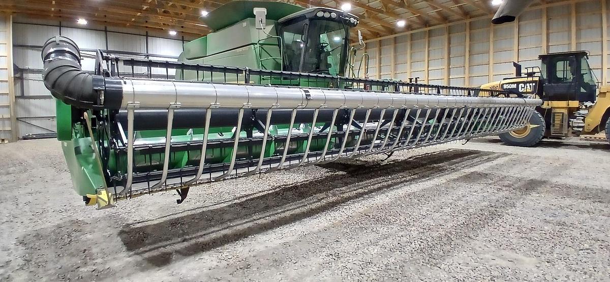 Used 2011 John Deere 635F Flex Head 