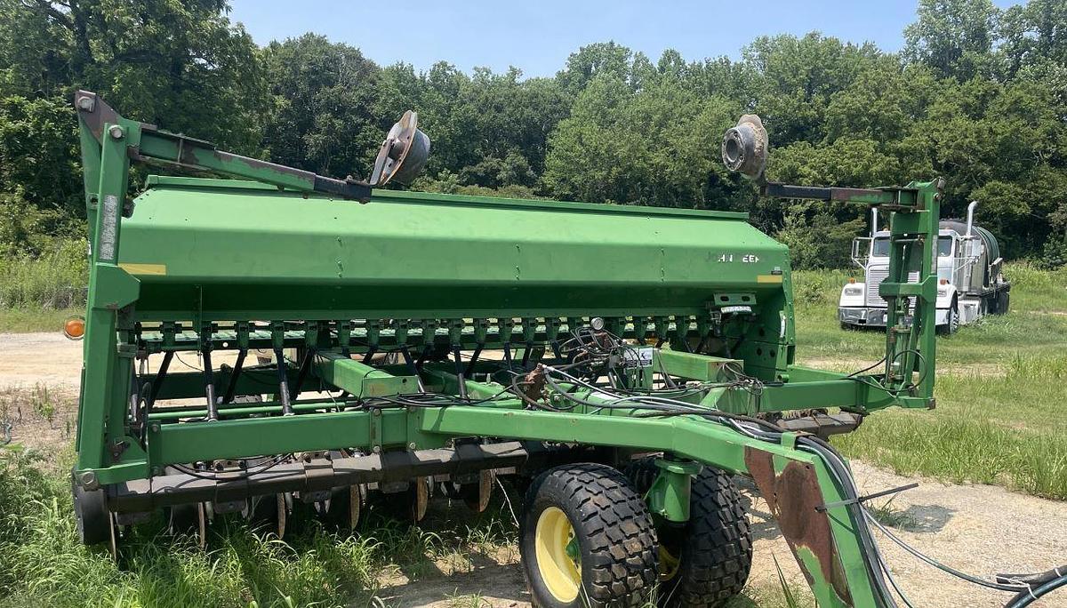 Used 2003 John Deere 1590