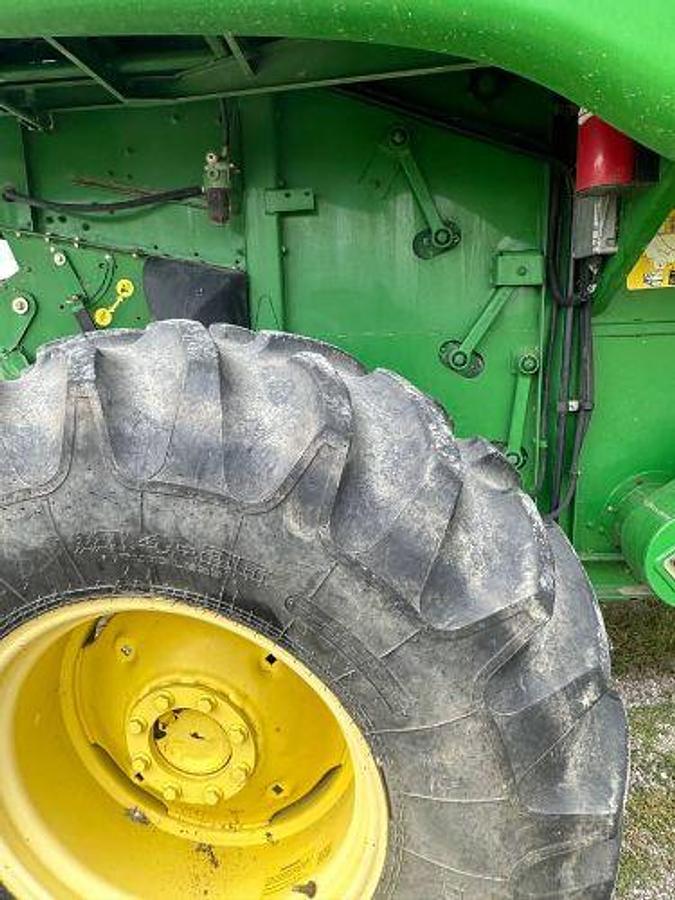 Used 2002 JOHN DEERE 9650 STS