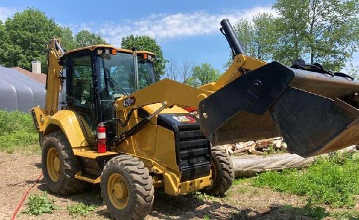 Used 2023 Caterpillar 420 XE Backhoe Loader