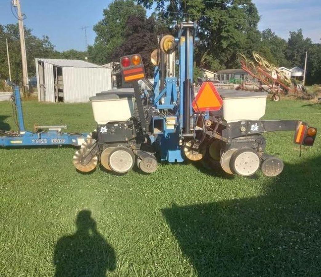 Used Kinze 3500
