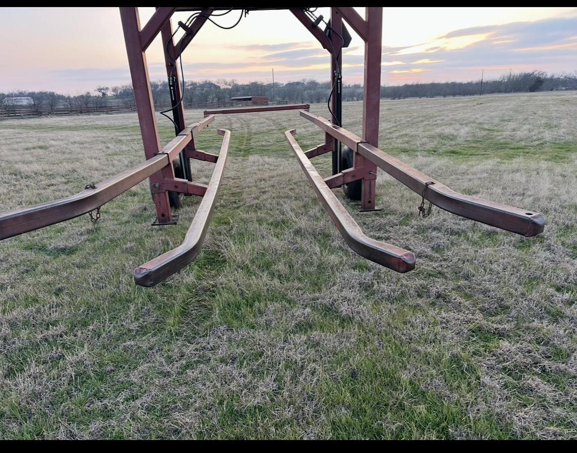 Used 5-Bale Round Bale Mover