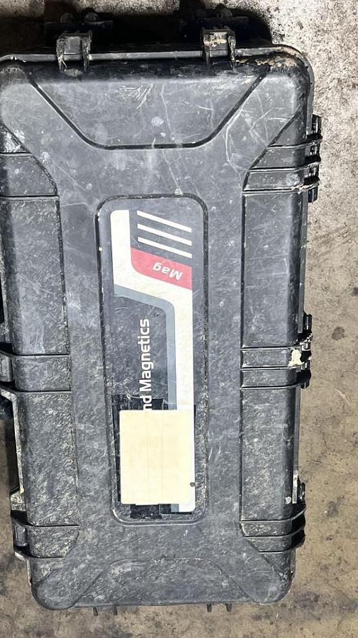 Used 2023 Universal 22X22