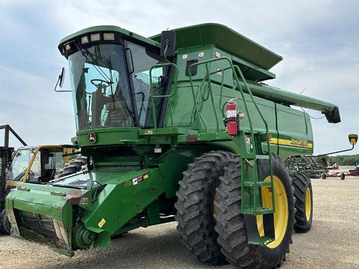 Used 2002 JOHN DEERE 9750 STS