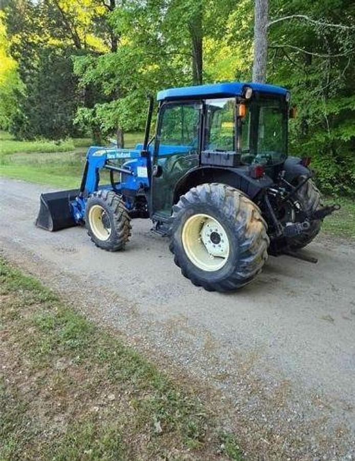 Used 2006 NEW HOLLAND TN75DA