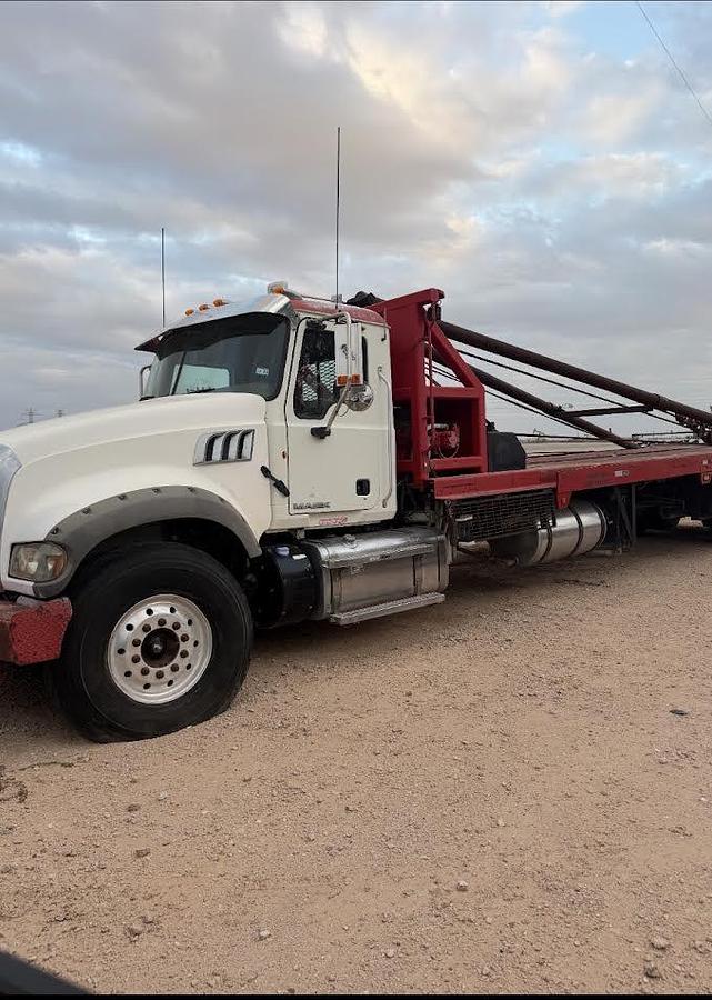Used 2011 Mack Pole Truck • Heavy-Duty Utility Truck • 65,000 Miles
