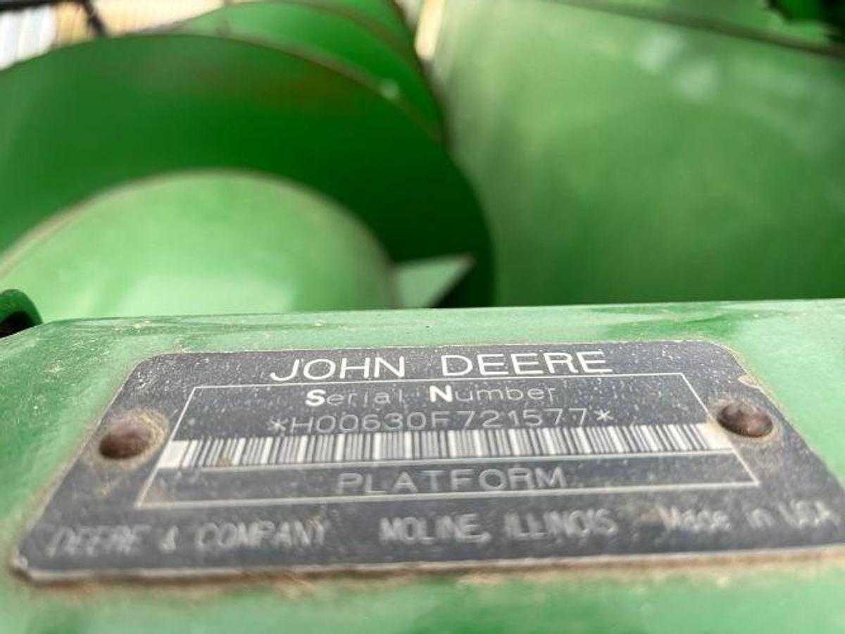 Used 2007 JOHN DEERE 630F Platform Head and Head Cart