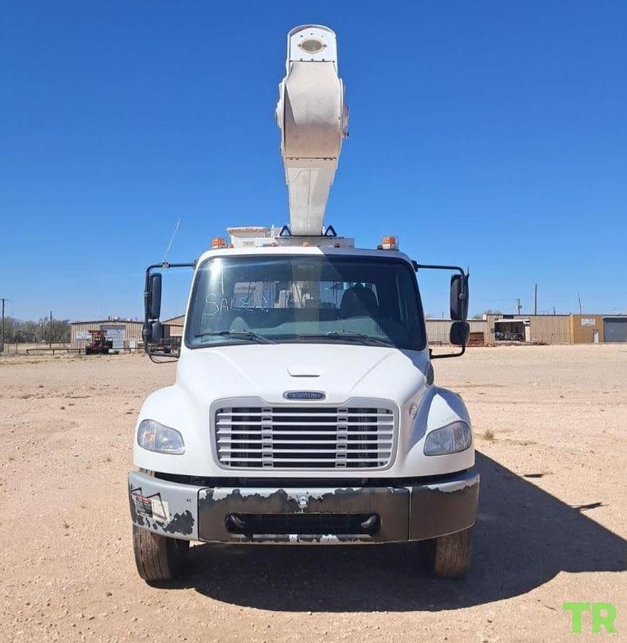 Used 2019 Altec AA55 Mounted on 2019 Freightliner Business Class M2 106 Crane